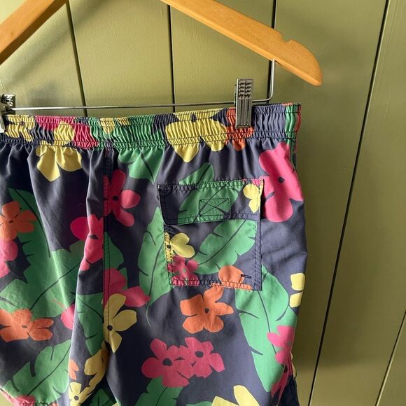 J. McLaughlin Men's Swim Trunks in Multicolor Floral - Picture 5 of 9